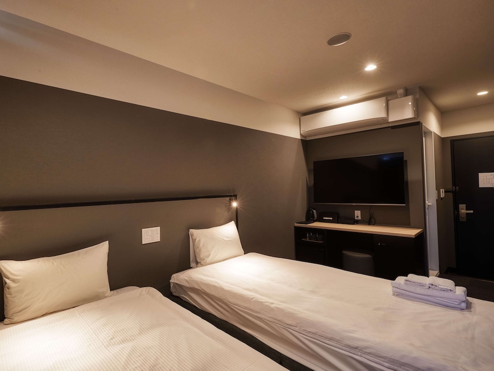 スタンダード トリプルルーム 客室2 | CABIN&HOTEL CONSTANT NAHA