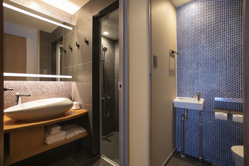 ツインルーム シャワー付き (禁煙) バスルーム0 | ホテルレガスタ京都東山三条