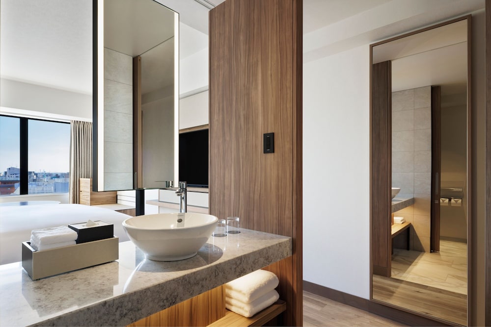 デラックス ルーム バスルーム0 | コートヤード・バイ・マリオット名古屋