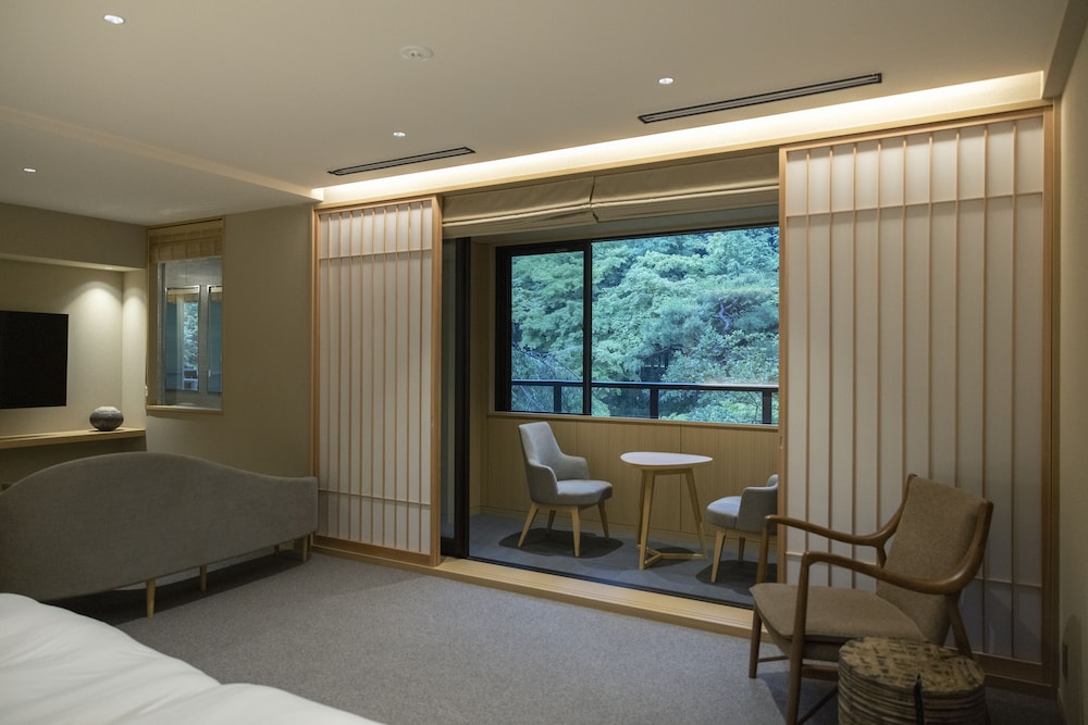 エグゼクティブスイートツイン 禁煙 客室10 | moksa Rebirth Hotel