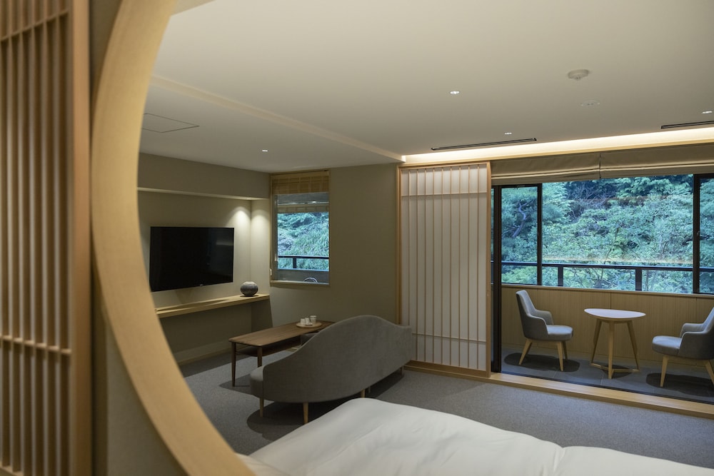 エグゼクティブスイートツイン 禁煙 客室2 | moksa Rebirth Hotel