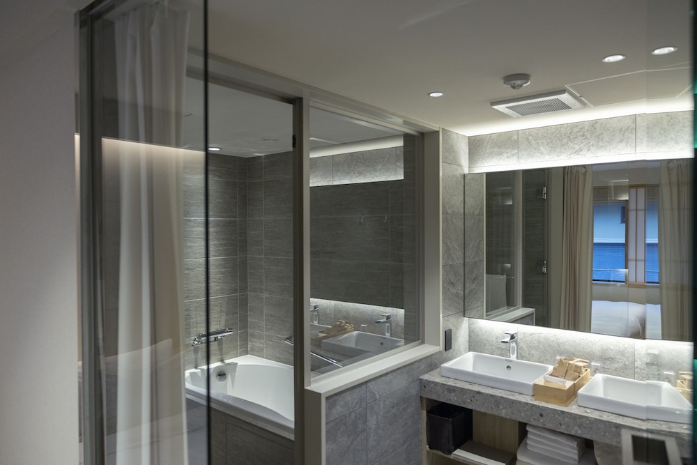 スーペリアツイン 禁煙 バスルーム0 | moksa Rebirth Hotel