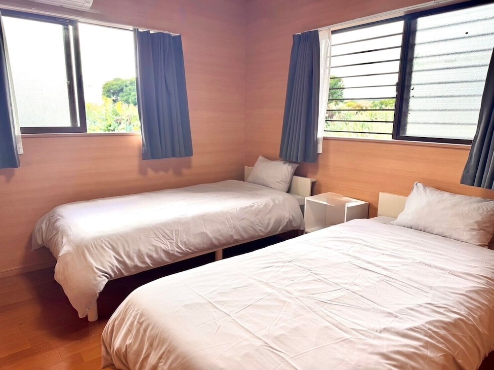 ファミリー ヴィラ 客室2 | AZ ホテル Inn 奄美万屋