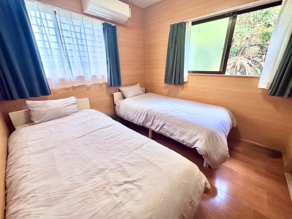 ファミリー ヴィラ 客室1 | AZ ホテル Inn 奄美万屋