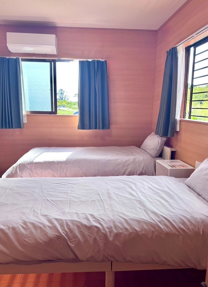 ファミリー ヴィラ 客室3 | AZ ホテル Inn 奄美万屋