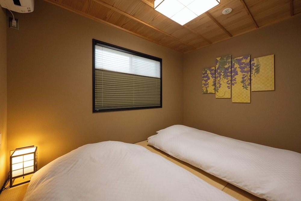 クラシック タウンホーム 客室15 | 鈴 京都八坂南
