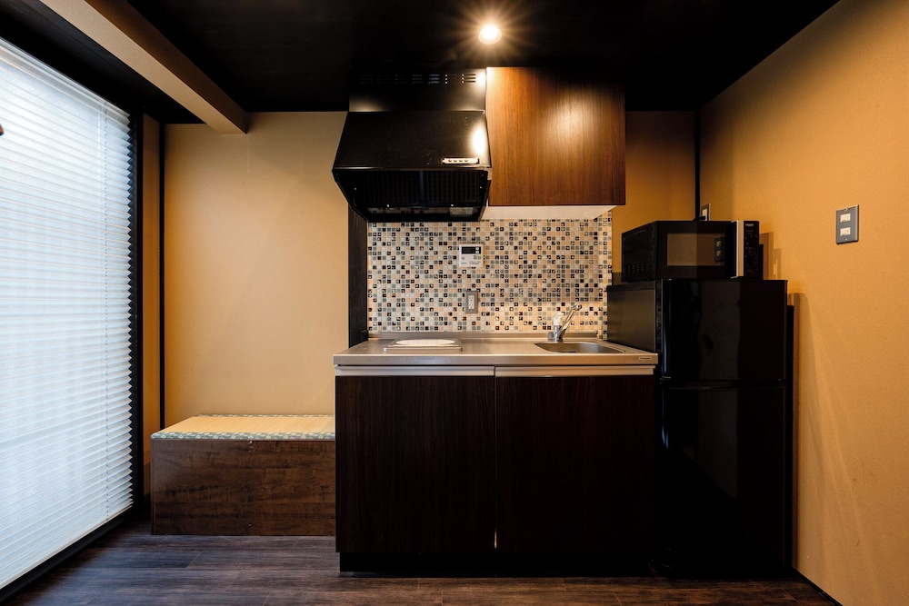 クラシック タウンホーム 専用キッチン1 | 鈴 京都八坂南