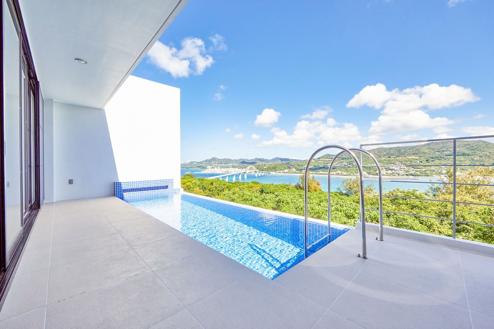 エリート ヴィラ 2 ベッドルーム 禁煙 (現在別建物建築中、景観は写真と異なります) バルコニーからの眺望0 | E-horizon Resort Premium 瀬底D