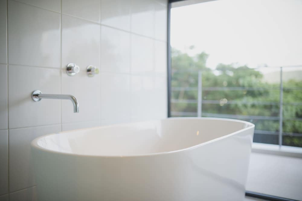 エリート ヴィラ 2 ベッドルーム 禁煙 (現在別建物建築中、景観は写真と異なります) バスルーム3 | E-horizon Resort Premium 瀬底D