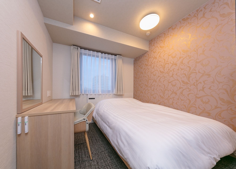 スーペリア ダブルルーム ダブルベッド 1 台 禁煙 | レミントンホテル