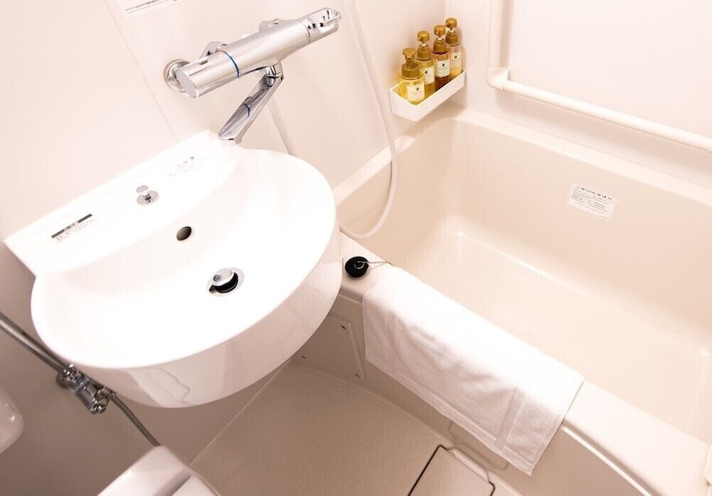 スーペリア ダブルルーム ダブルベッド 1 台 禁煙 バスルーム0 | レミントンホテル