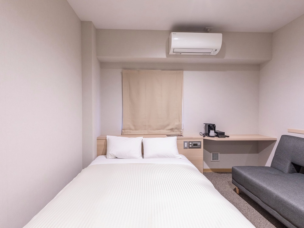 デラックス ダブルルーム 禁煙 客室2 | トラストホテル