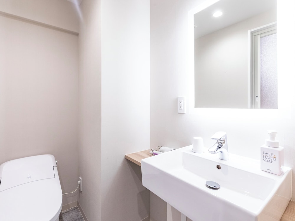 スタンダード ダブルルーム 禁煙 バスルーム0 | トラストホテル