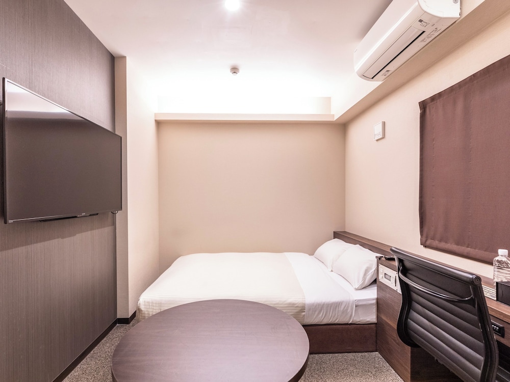 スタンダード ダブルルーム 禁煙 客室8 | トラストホテル