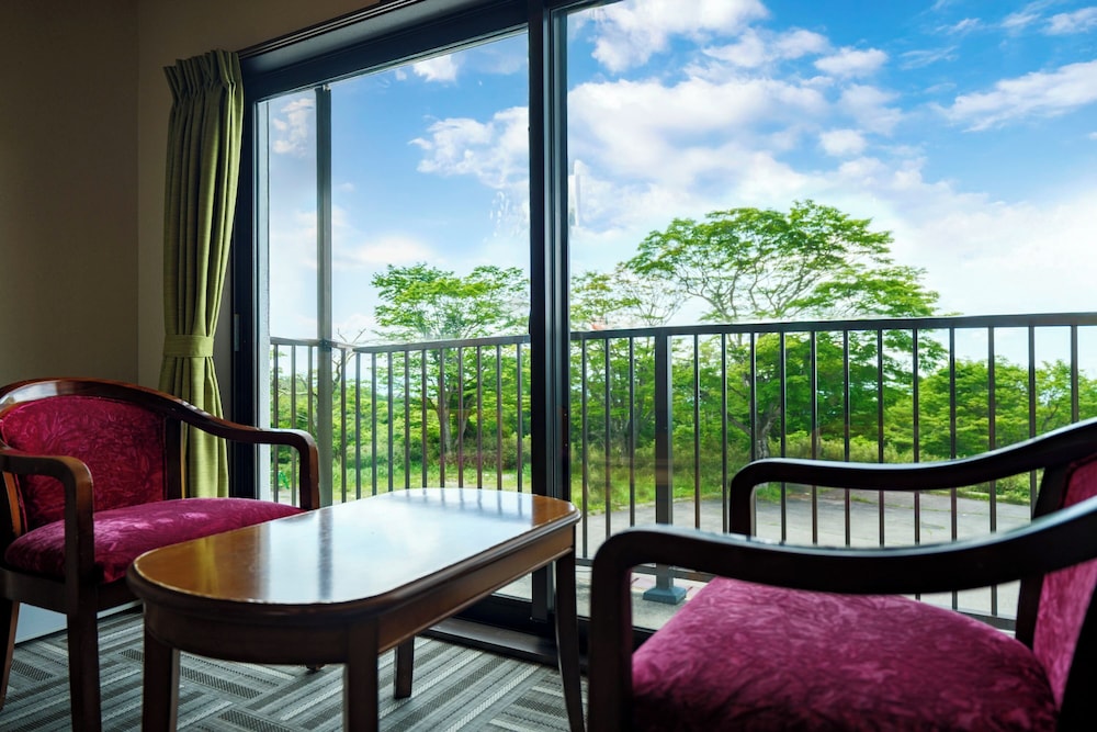 [禁煙] 和室10畳 部屋からの景観1 | ほったらかしの宿 ゆうふり那須高雄温泉ロッジ