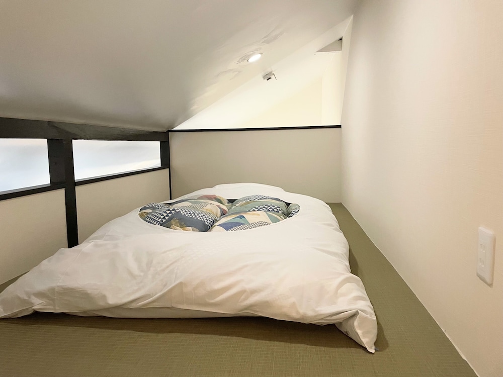 ヴィラ 4 ベッドルーム 客室2 | 箱根舜芦・ HAKONE SHUNNO