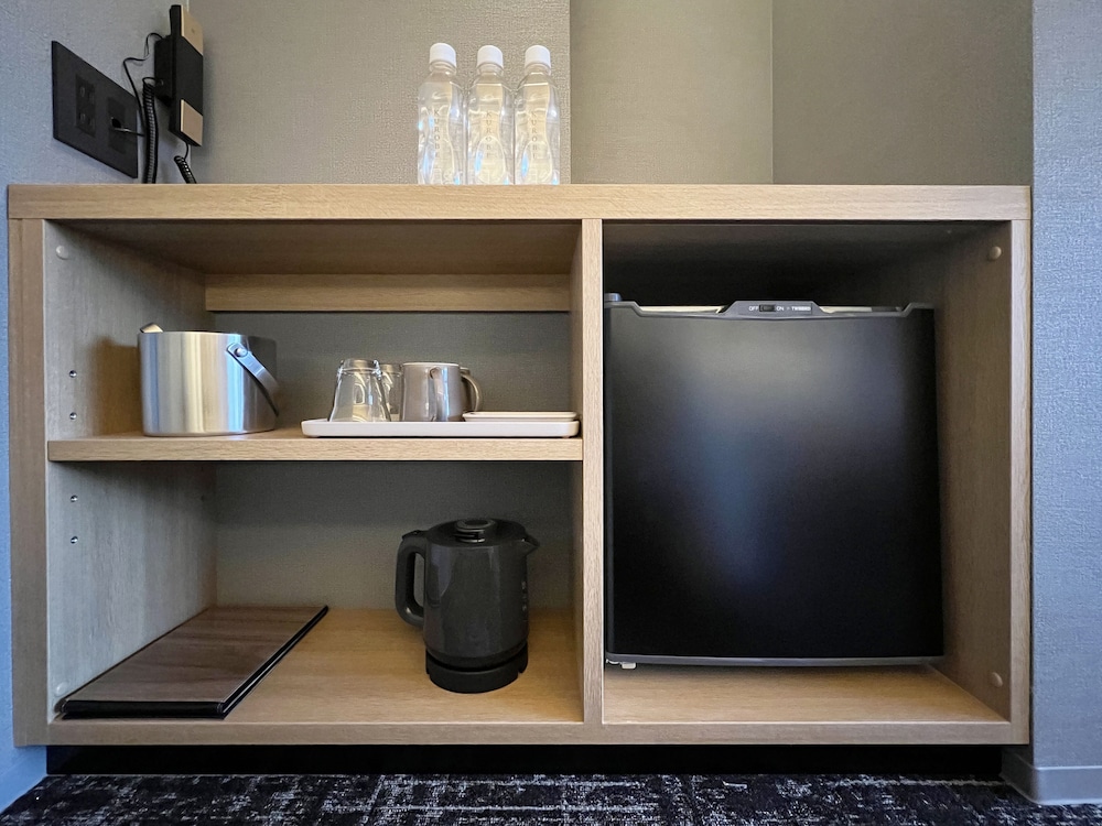 ベーシック ツインルーム ベッド (複数台) 客室の設備とサービス0 | Rinn 祇園白川