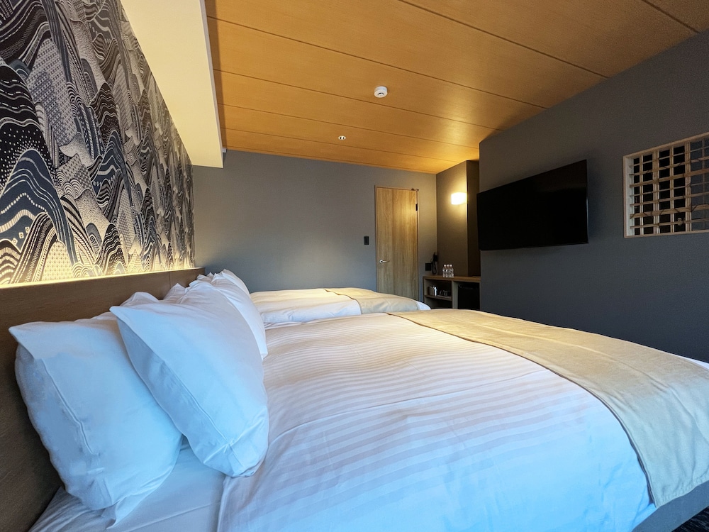 ベーシック ツインルーム ベッド (複数台) 客室1 | Rinn 祇園白川