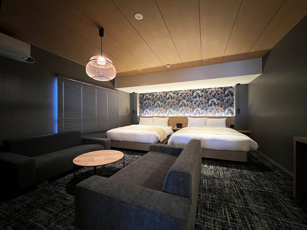 リバービューロイヤルスイート 客室1 | Rinn 祇園白川