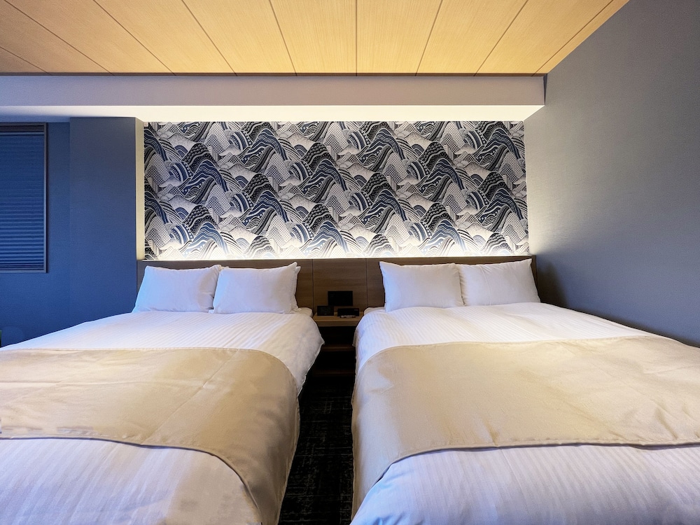 ベーシック ツインルーム ベッド (複数台) 客室2 | Rinn 祇園白川