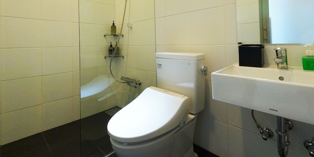 エグゼクティブ ヴィラ 3 ベッドルーム プライベートプール プールビュー バスルーム0 | プライベートプールヴィラもとぶ