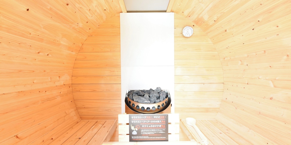 デラックス ヴィラ 2 ベッドルーム プライベートプール プールビュー 客室15 | プライベートプールヴィラもとぶ