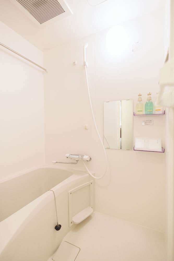 スタンダード ツインルーム バスルーム0 | Hotaku HOTEL