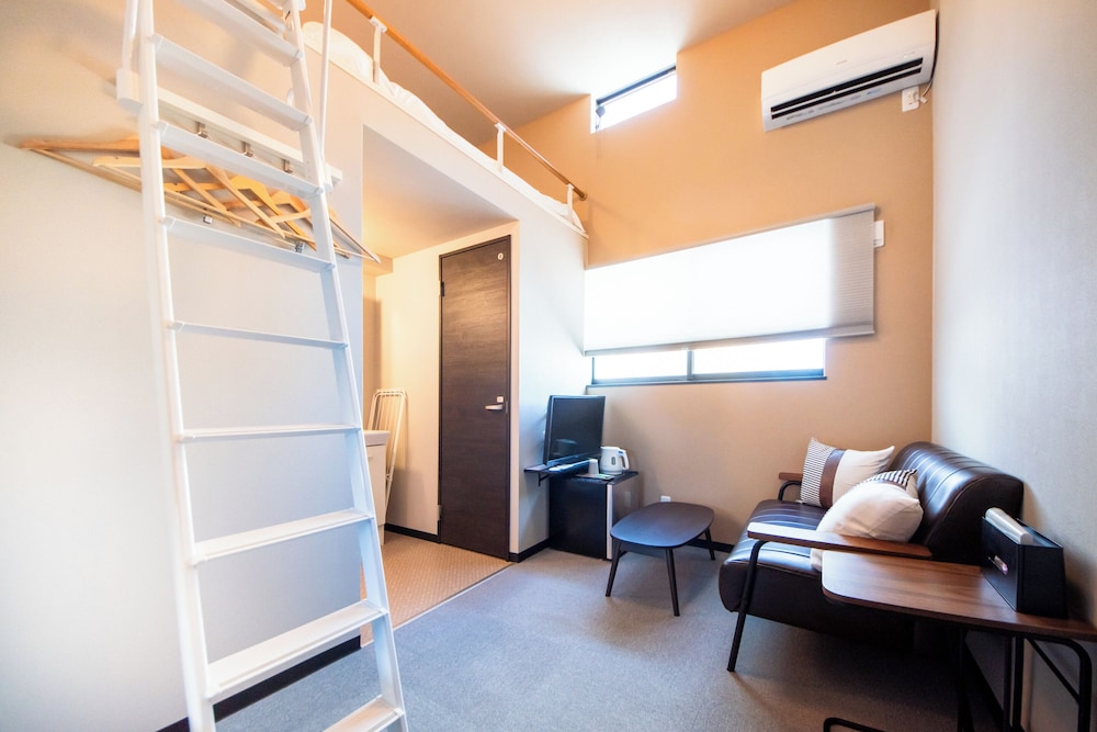 Double Room 205 客室1 | LOCO Minamiichi