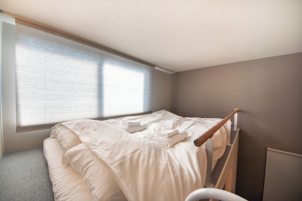 Double Room 103 客室5 | LOCO Minamiichi