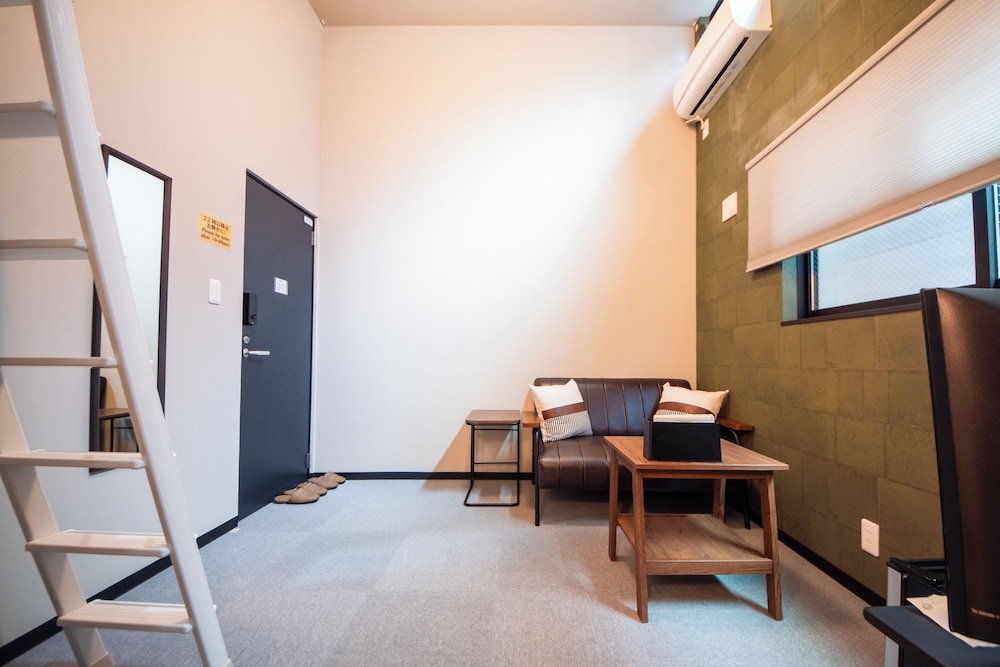 Double Room 102 客室6 | LOCO Minamiichi