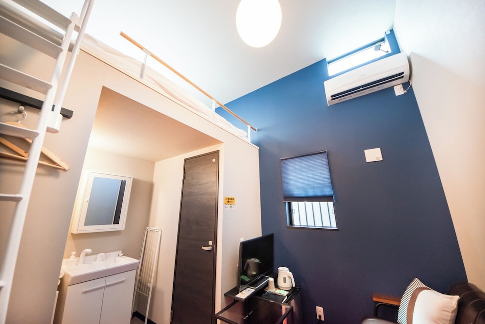 Double Room 203 客室1 | LOCO Minamiichi