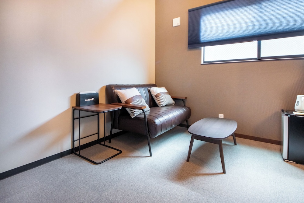 Double Room 202 客室2 | LOCO Minamiichi