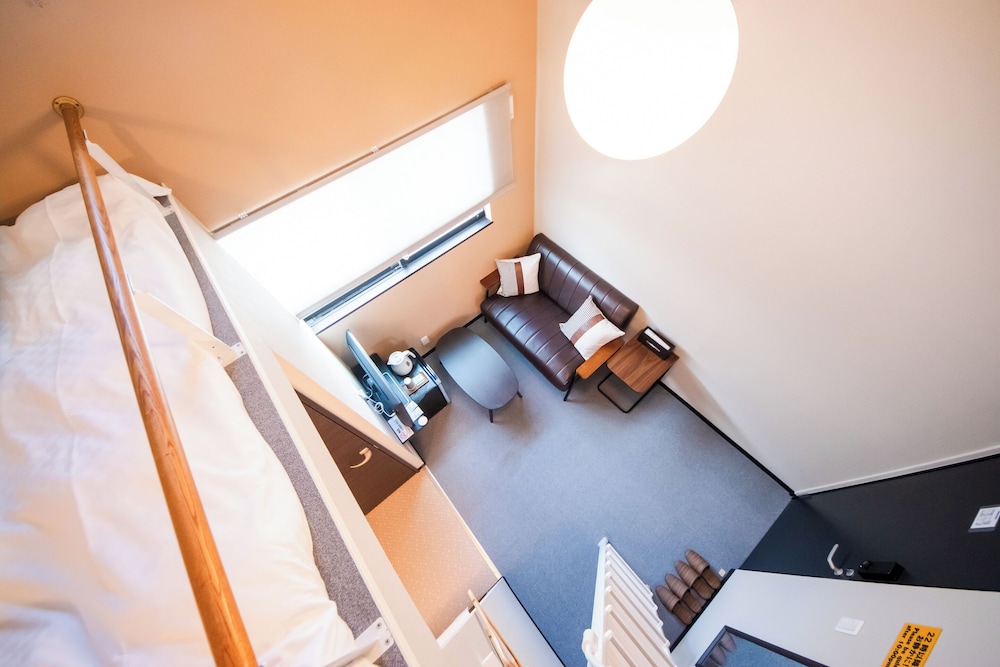 Double Room 205 客室4 | LOCO Minamiichi