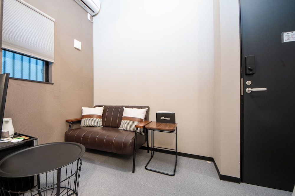 Double Room 103 客室2 | LOCO Minamiichi