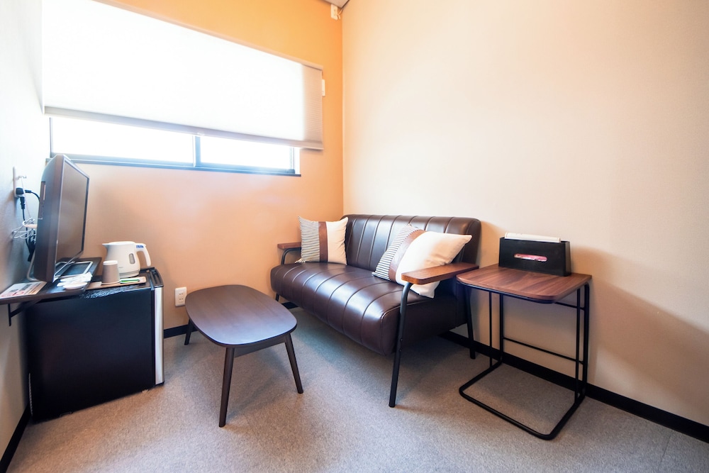 Double Room 205 客室2 | LOCO Minamiichi