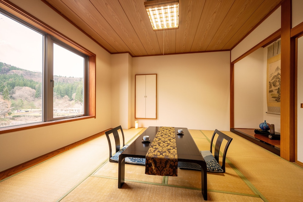 トラディショナル ルーム | ホテルゆとりあ藤里