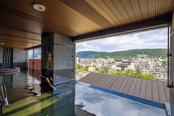 四条河原町温泉　空庭テラス京都