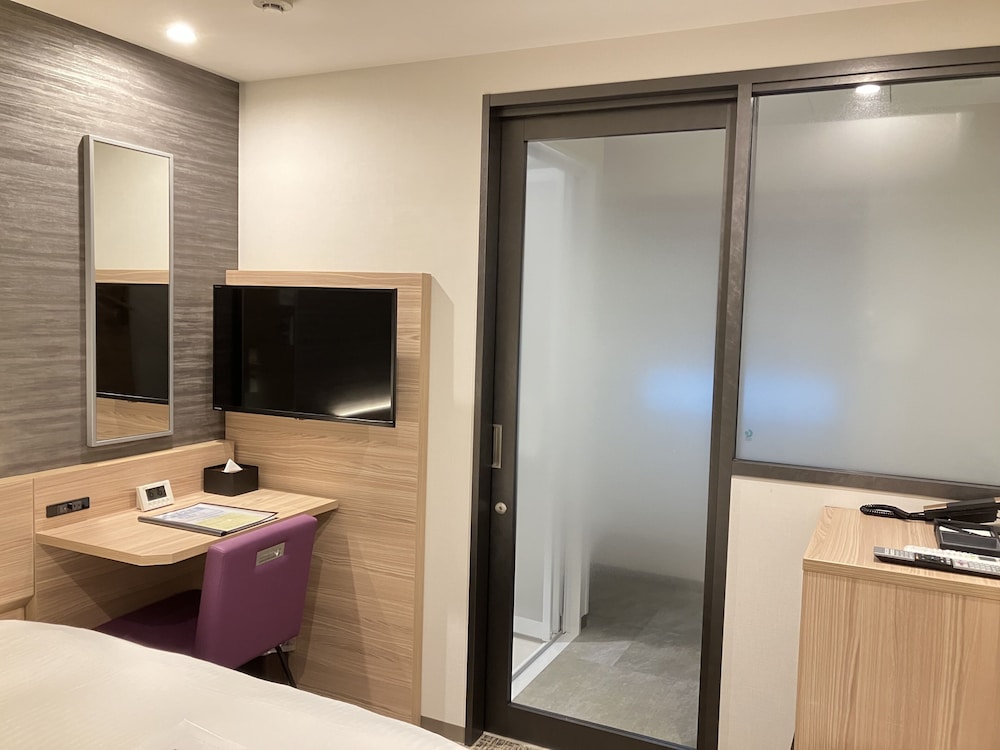 セミダブルルームC 禁煙 シャワーブース (バスタブなし) 客室1 | 京急 EXイン 京急蒲田駅前