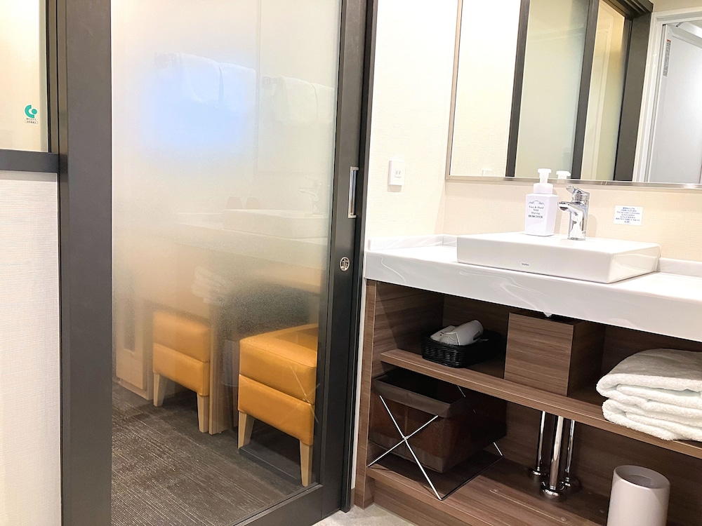 ツインルーム 禁煙 シャワーブース (バスタブなし) 客室2 | 京急 EXイン 京急蒲田駅前