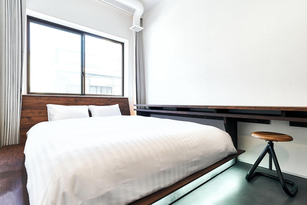 スーペリア ダブルルーム 客室1 | Cocts Akihabara