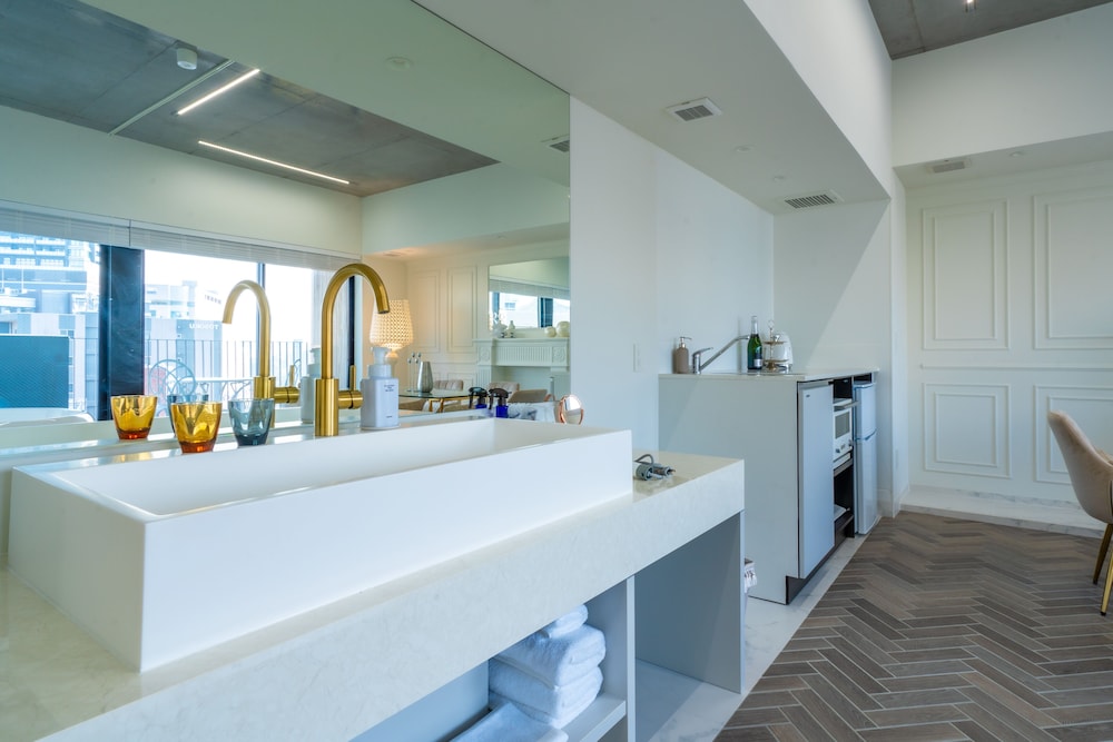 プレジデンシャル スイート バスルーム1 | ランドーホテル広島プレステージ