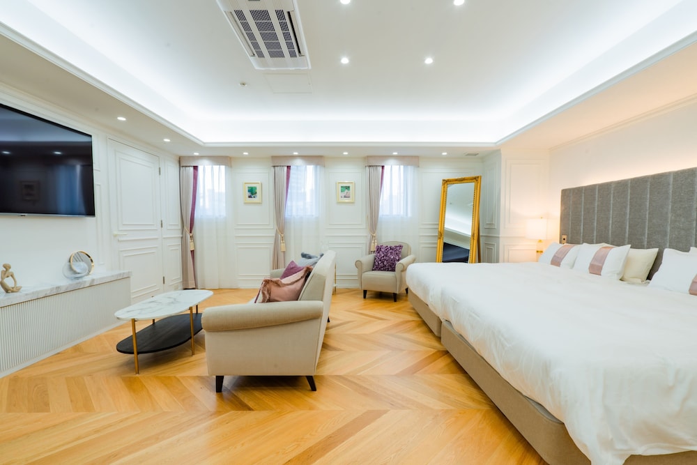 プレジデンシャル スイート 客室2 | ランドーホテル広島プレステージ