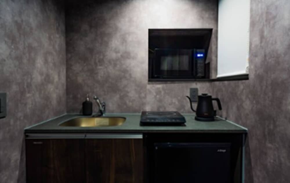 デラックス ダブルルーム 専用キッチン0 | ランドーホテル広島プレステージ