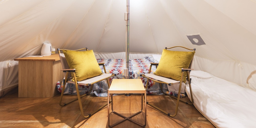 スタンダード コットンテント 禁煙 客室3 | SPRINGS VILLAGE 丹沢・中川温泉リゾート