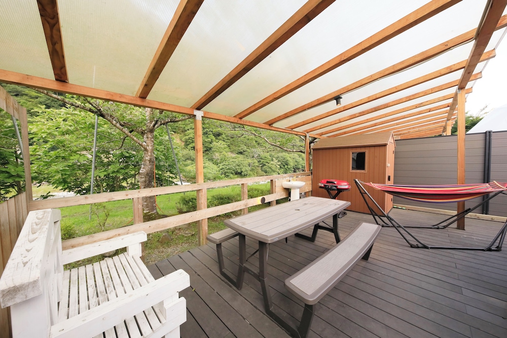 グランピング (リバーサイド) 露天風呂付 禁煙 客室7 | SPRINGS VILLAGE 丹沢・中川温泉リゾート