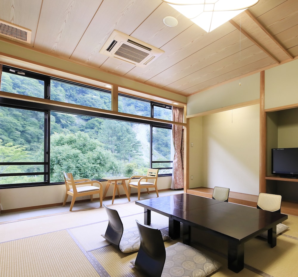 和室10畳 禁煙 | SPRINGS VILLAGE 丹沢・中川温泉リゾート