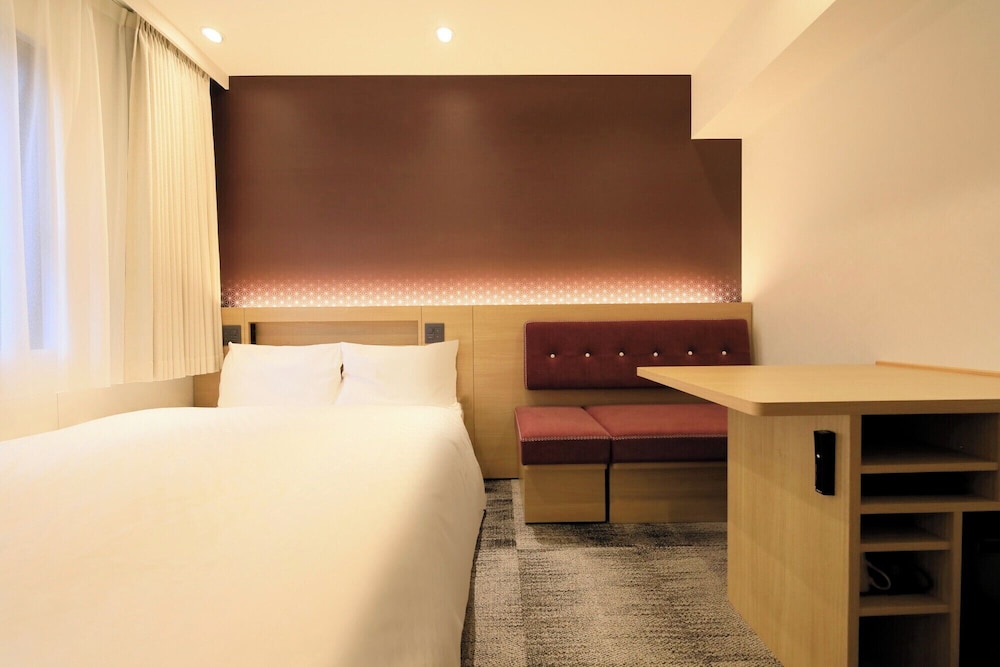 ダブルルーム 客室1 | JR 西日本グループ ヴィアインプライム赤坂 <茜音の湯>