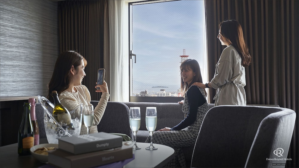 エグゼクティブフォース (4名利用) 禁煙 客室10 | ダイワロイネットホテル鹿児島天文館 PREMIER