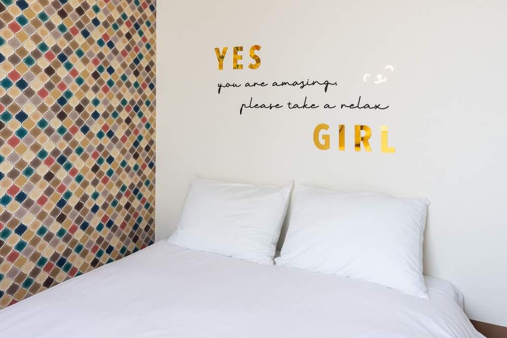 スタンダード ダブルルーム 客室12 | ホテル湾 Osaka ebisu