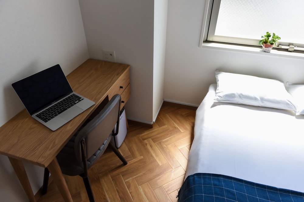 スタンダード ダブルルーム 客室5 | ホテル湾 Osaka ebisu